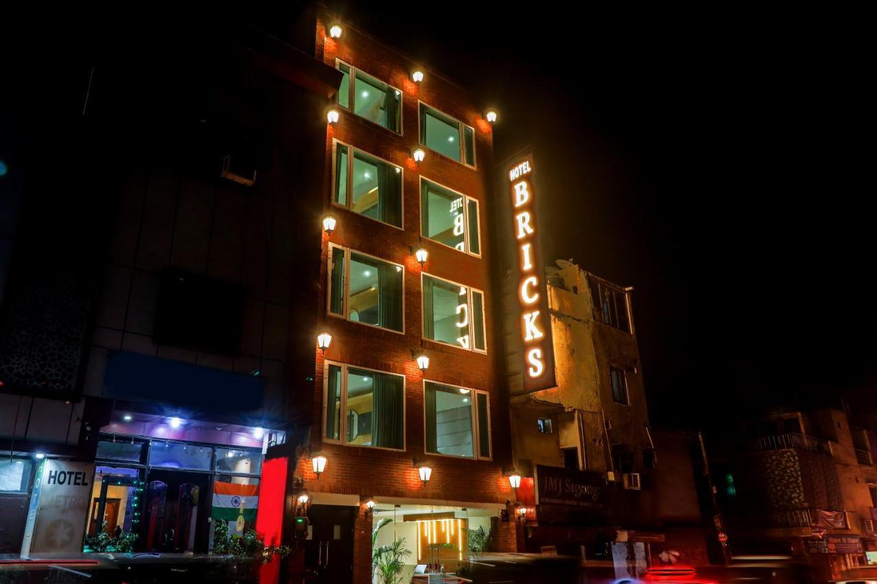 Hotel Bricks, Karol Bagh, New Delhi エクステリア 写真