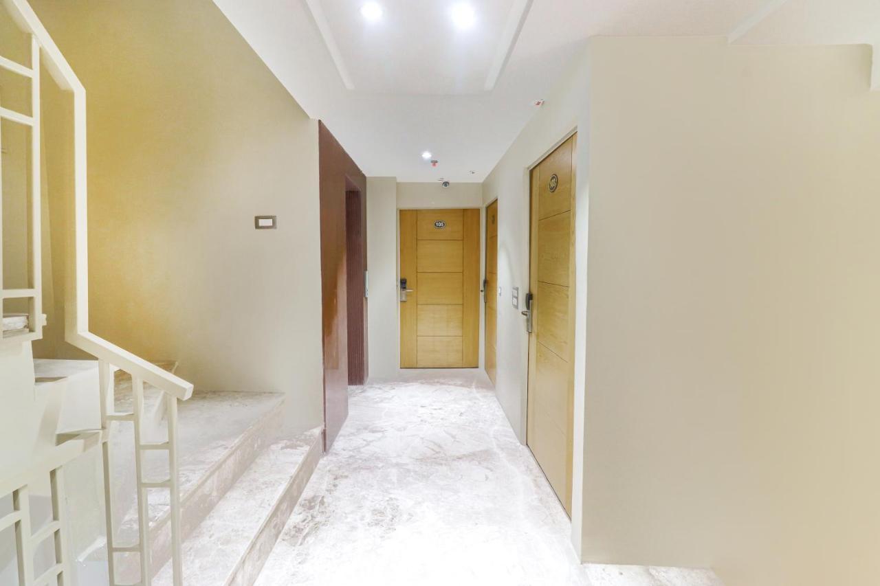 Hotel Bricks, Karol Bagh, New Delhi エクステリア 写真